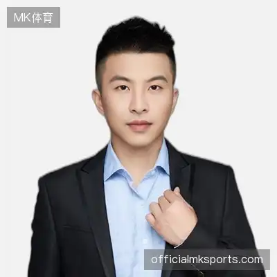 周佑